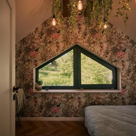 6 Holiday home
